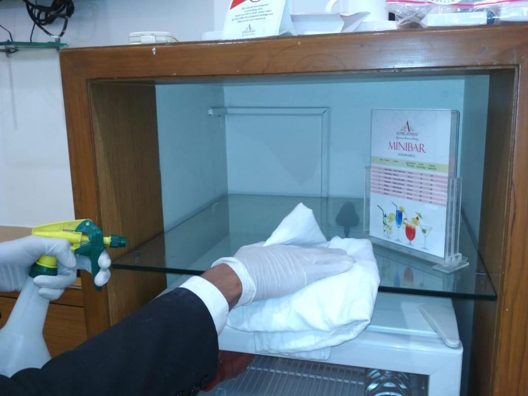 Hotel Atishay Bhopal Bagian luar foto